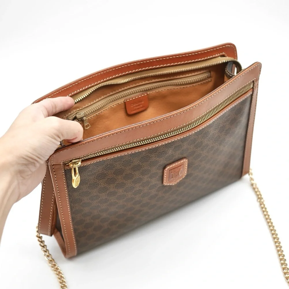 🍓CELINE Macadam Triomphe Clutch - Picture 5 of 13